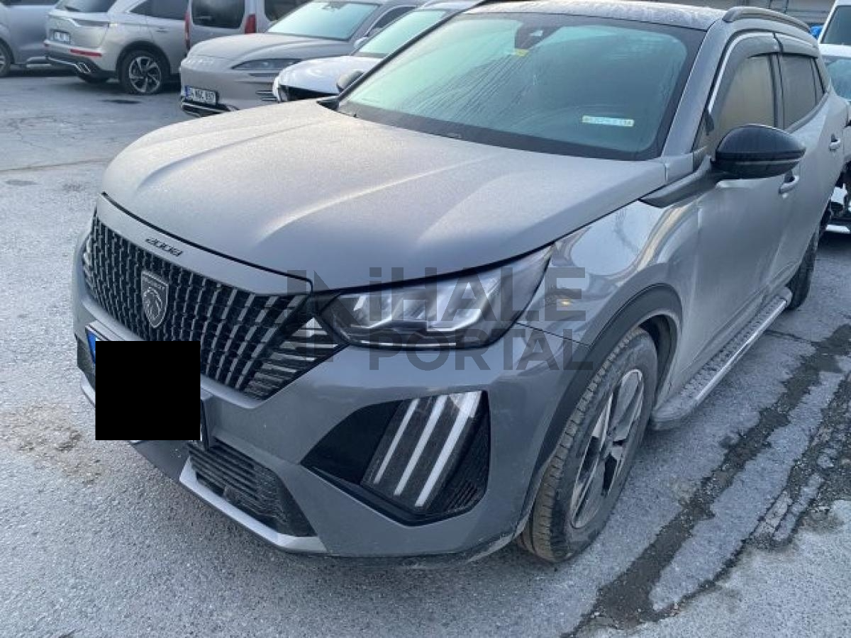 PEUGEOT 2008 ALLURE 1.5 BLUEHDI 130 EAT8