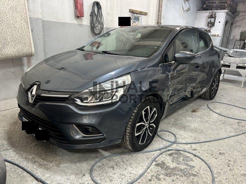 RENAULT CLIO ICON 1.5 DCI EDC 90