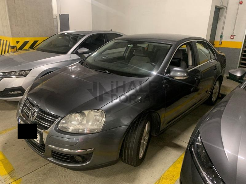 VOLKSWAGEN JETTA 1.4 TSI COMFORTLINE (122)