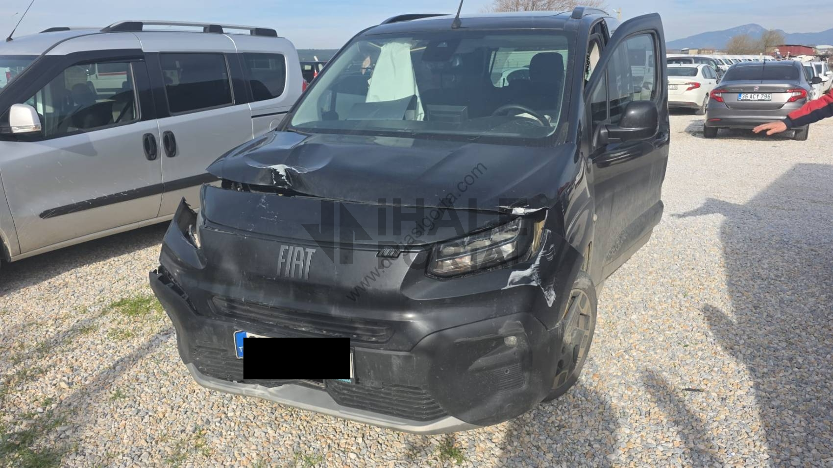 FIAT DOBLO COMBI PREMIO PLUS 1.5 130 BLUEHDI AT