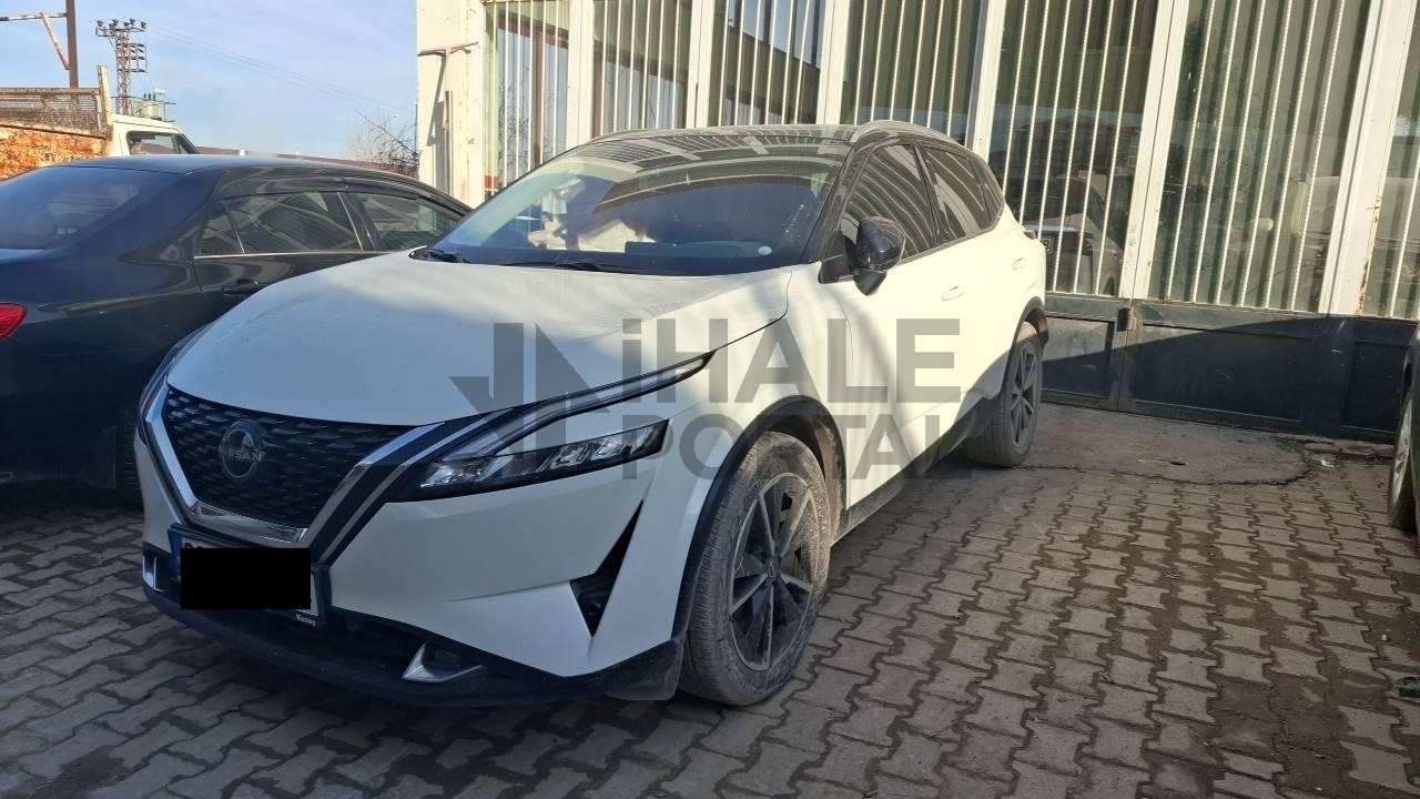 NISSAN QASHQAI 1.3 DIG-T 158 CVT SKYPACK FL